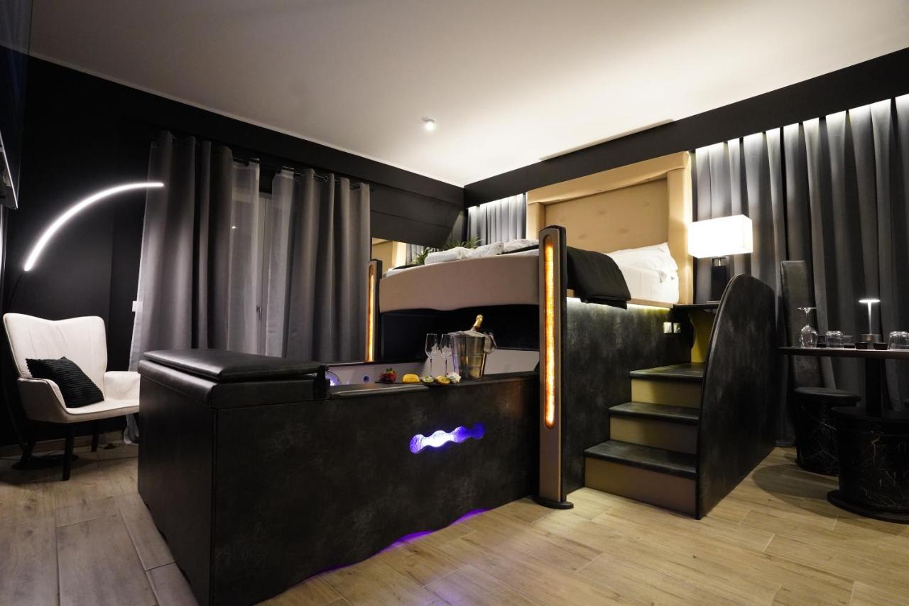 Toma Suites - Il Nido D'Amore Roma Esterno foto